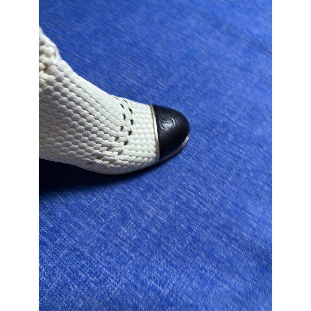 CHANEL Braided Lambskin Ankle Boots Cap Toe Buckle Logo EU 38 1/2 - Picture 10 of 10